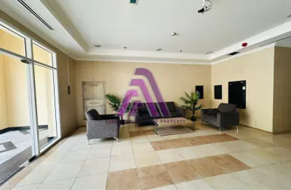 Apartment - 2 Bedrooms - 2 Bathrooms for rent in Farah Tower 1 - Queue Point - Dubai Land - Dubai