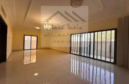 Apartment - 3 Bedrooms - 3 Bathrooms for rent in Manaseer Building 90 - Al Manaseer - Abu Dhabi