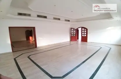 Empty Room image for: Villa - Studio for rent in Al Khalidiya - Abu Dhabi, Image 1
