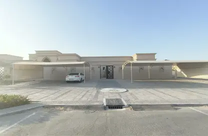 Villa - 3 Bedrooms - 4 Bathrooms for rent in Mohamed Bin Zayed City - Abu Dhabi