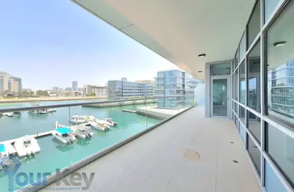 شقة - 2 غرف نوم - 3 حمامات للايجار في المراسي - البطين - أبوظبي