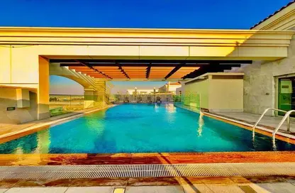 Pool image for: Apartment - 1 Bedroom - 2 Bathrooms for rent in Masdar City - Abu Dhabi, Image 1