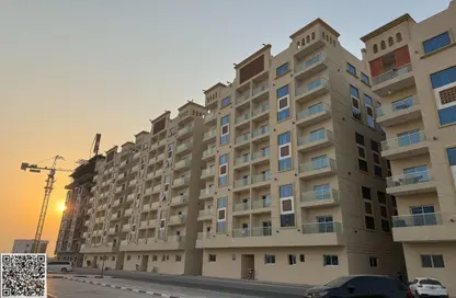 شقة - 2 غرف نوم - 3 حمامات للبيع في قرية الاميرة - الياسمين - عجمان