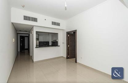 شقة - غرفة نوم - 2 حمامات للبيع في A برج سيلفرين - سيلفيرين - دبي مارينا - دبي