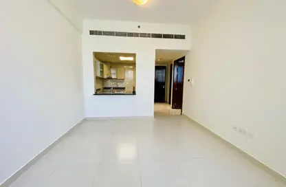 شقة - غرفة نوم - 2 حمامات للايجار في غالا جاردن - ارجان - دبي شقة - غرفة نوم - 2 حمامات للايجار في غالا جاردن - ارجان - دبي