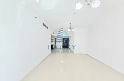 Apartment - 1 Bedroom - 2 Bathrooms for rent in Ontario Tower - Business Bay - Dubai