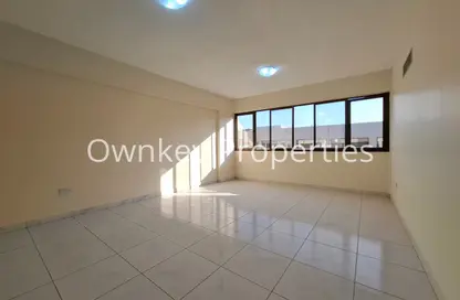 Apartment - 2 Bedrooms - 2 Bathrooms for rent in Silver Sands 1 - Mankhool - Bur Dubai - Dubai