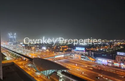 شقة - 3 غرف نوم - 5 حمامات للايجار في برج اسكيب - الخليج التجاري - دبي
