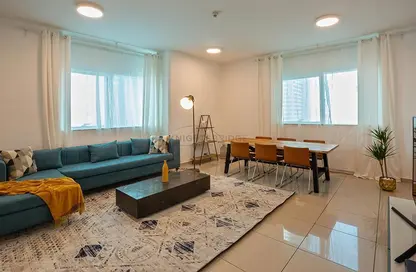 Living / Dining Room image for: Apartment - 2 Bedrooms - 3 Bathrooms for sale in Marina Pinnacle - Dubai Marina - Dubai, Image 1