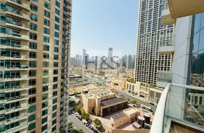 Apartment - 1 Bedroom - 2 Bathrooms for sale in Burj Al Nujoom - Downtown Dubai - Dubai