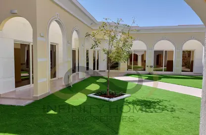 فيلا - 5 غرف نوم - 6 حمامات للايجار في طراز عربي - فيلات الريف - مشروع الريف - أبوظبي