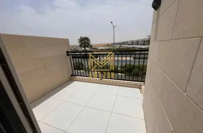 Townhouse - 4 Bedrooms - 3 Bathrooms for rent in Victoria 2 - Damac Hills 2 - Dubai