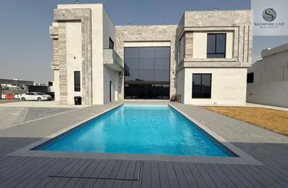 Villa - 5 Bedrooms - 7+ Bathrooms for rent in Wadi Alshabak - Dubai