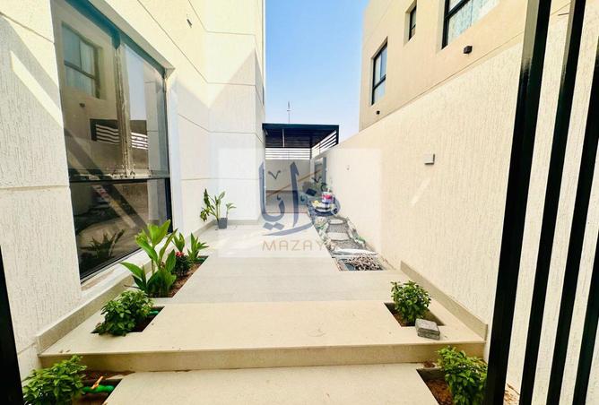 15573921 - صورة العقار 3