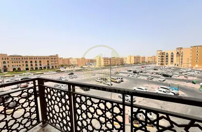 شقة - 1 حمام للبيع في اي سي 1- اماراتي - 01 - طراز إماراتي - المدينة الدولية - دبي