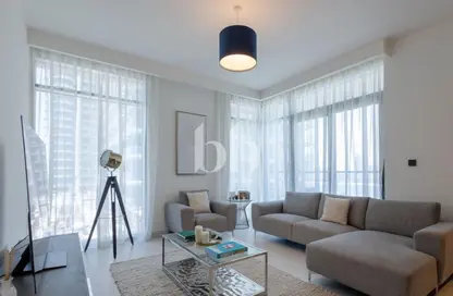 Apartment - 2 Bedrooms - 2 Bathrooms for sale in Marina Vista - EMAAR Beachfront - Dubai Harbour - Dubai