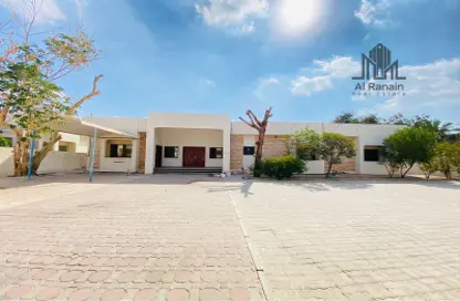 Outdoor House image for: Villa - 4 Bedrooms - 4 Bathrooms for rent in Al Zaafaran - Al Khabisi - Al Ain, Image 1
