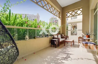Terrace image for: Apartment - 1 Bedroom - 2 Bathrooms for rent in Al Hamri - Shoreline Apartments - Palm Jumeirah - Dubai, Image 1