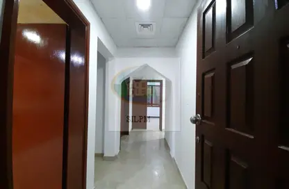 Hall / Corridor image for: Apartment - 3 Bedrooms - 3 Bathrooms for rent in Madinat Zayed - Abu Dhabi, Image 1