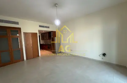 Apartment - Studio - 1 Bathroom for rent in Travo Tower B - Travo - The Views - Dubai