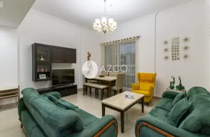 Living Room image for: Apartment - 2 Bedrooms - 3 Bathrooms for rent in Plaza Residences 1 - Plaza Residences - Jumeirah Village Circle - Dubai, Image 1