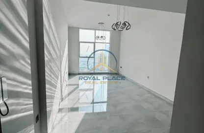 شقة - 2 غرف نوم - 2 حمامات للايجار في سكايز من دانوب - ارجان - دبي