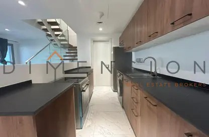 Duplex - 3 Bedrooms - 4 Bathrooms for rent in Oasis 1 - Oasis Residences - Masdar City - Abu Dhabi