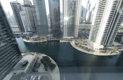 Apartment - 1 Bedroom - 2 Bathrooms for rent in V3 Tower - JLT Cluster V - Jumeirah Lake Towers - Dubai