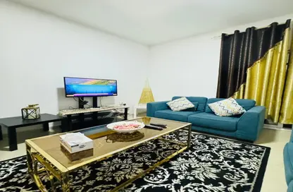 Apartment - 1 Bedroom - 2 Bathrooms for rent in Palm Tower 1 - Palm Towers - Al Majaz - Sharjah