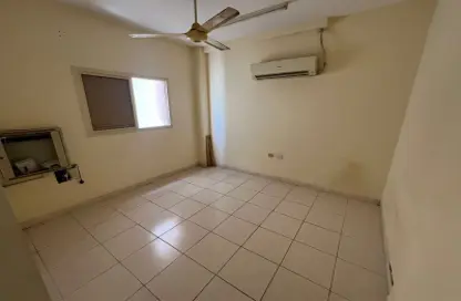 شقة - غرفة نوم - 1 حمام للايجار في مبنى جيباس 3 - الراشدية 2 - الراشدية - عجمان