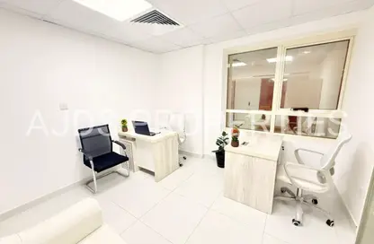 Office Space - Studio - 1 Bathroom for rent in Silver Home Building - Hor Al Anz - Deira - Dubai