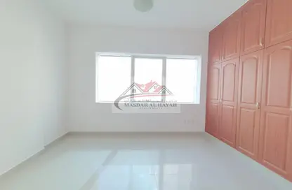 شقة - 2 غرف نوم - 2 حمامات للايجار في مجمع النهدة السكني - النهدة - الشارقة