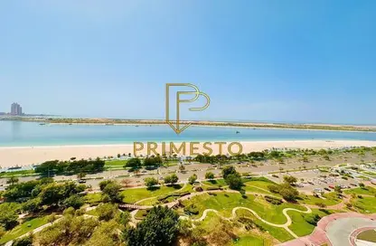 Apartment - 3 Bedrooms - 5 Bathrooms for rent in Wave tower - Corniche Road - Abu Dhabi
