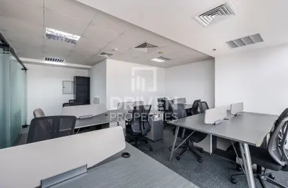 مكتب - استوديو للايجار في برج نسيمه - شارع الشيخ زايد - دبي