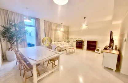 Villa - 3 Bedrooms - 5 Bathrooms for rent in Amazonia - Damac Hills 2 - Dubai