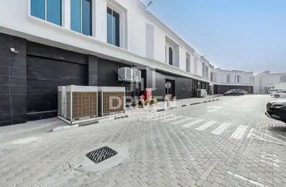 Warehouse - Studio - 5 Bathrooms for rent in Costra Commercial Center - Dubai Production City (IMPZ) - Dubai