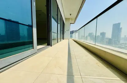 Apartment - 3 Bedrooms - 4 Bathrooms for rent in Al Khan Corniche - Al Khan - Sharjah