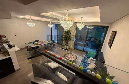 فيلا - 4 غرف نوم - 3 حمامات للبيع في بيل إير - داماك هيلز - دبي