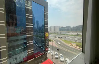 Office Space - Studio - 1 Bathroom for rent in Blue Tower - Sheikh Zayed Road - Dubai
