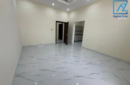 Apartment - Studio - 1 Bathroom for rent in Baniyas West - Baniyas - Abu Dhabi