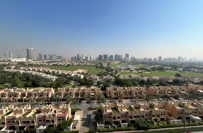 شقة - 2 غرف نوم - 3 حمامات للايجار في جولف فيو ريزدنس - مدينة دبي الرياضية - دبي