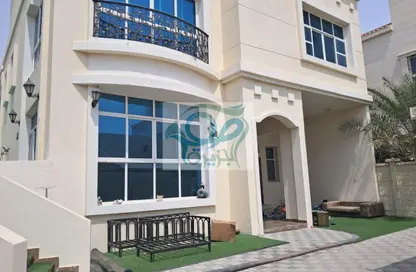 Villa - 4 Bedrooms - 6 Bathrooms for rent in Khalifa City - Abu Dhabi