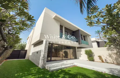 Townhouse - 3 Bedrooms - 5 Bathrooms for rent in Queens Meadow - DAMAC Hills - Dubai