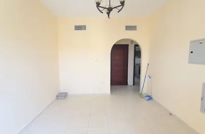 Apartment - 1 Bedroom - 2 Bathrooms for rent in Muwaileh 29 Building - Muwaileh - Sharjah