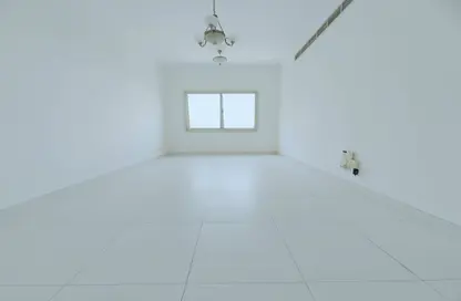 Apartment - 2 Bedrooms - 2 Bathrooms for rent in Desert Home Residence - Oud Metha - Bur Dubai - Dubai