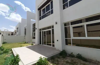 Villa - 4 Bedrooms - 5 Bathrooms for rent in Al Dafeinah - Asharej - Al Ain