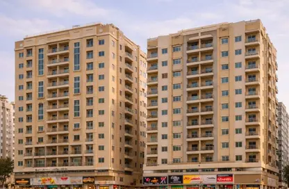 عمارة بالكامل - استوديو - 8 حمامات للبيع في بناء النباعة - النبعة - الشرق - الشارقة عمارة بالكامل - استوديو - 8 حمامات للبيع في بناء النباعة - النبعة - الشرق - الشارقة