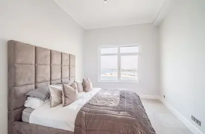 Apartment - 1 Bedroom - 2 Bathrooms for sale in Al Msalli - Shoreline Apartments - Palm Jumeirah - Dubai