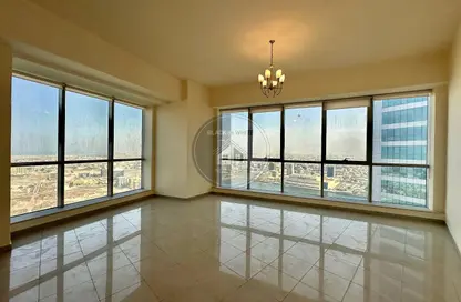 Apartment - 3 Bedrooms - 4 Bathrooms for rent in Julphar Residential Tower - Julphar Towers - Al Nakheel - Ras Al Khaimah