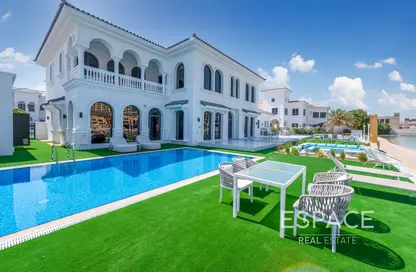 Villa - 5 Bedrooms - 6 Bathrooms for sale in Signature Villas Frond P - Signature Villas - Palm Jumeirah - Dubai